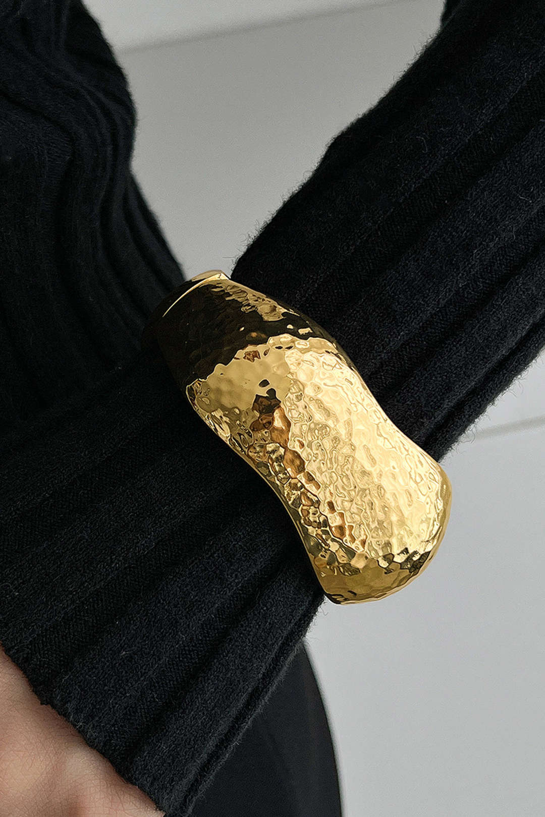 Metallic Geometric Irregular Bracelet