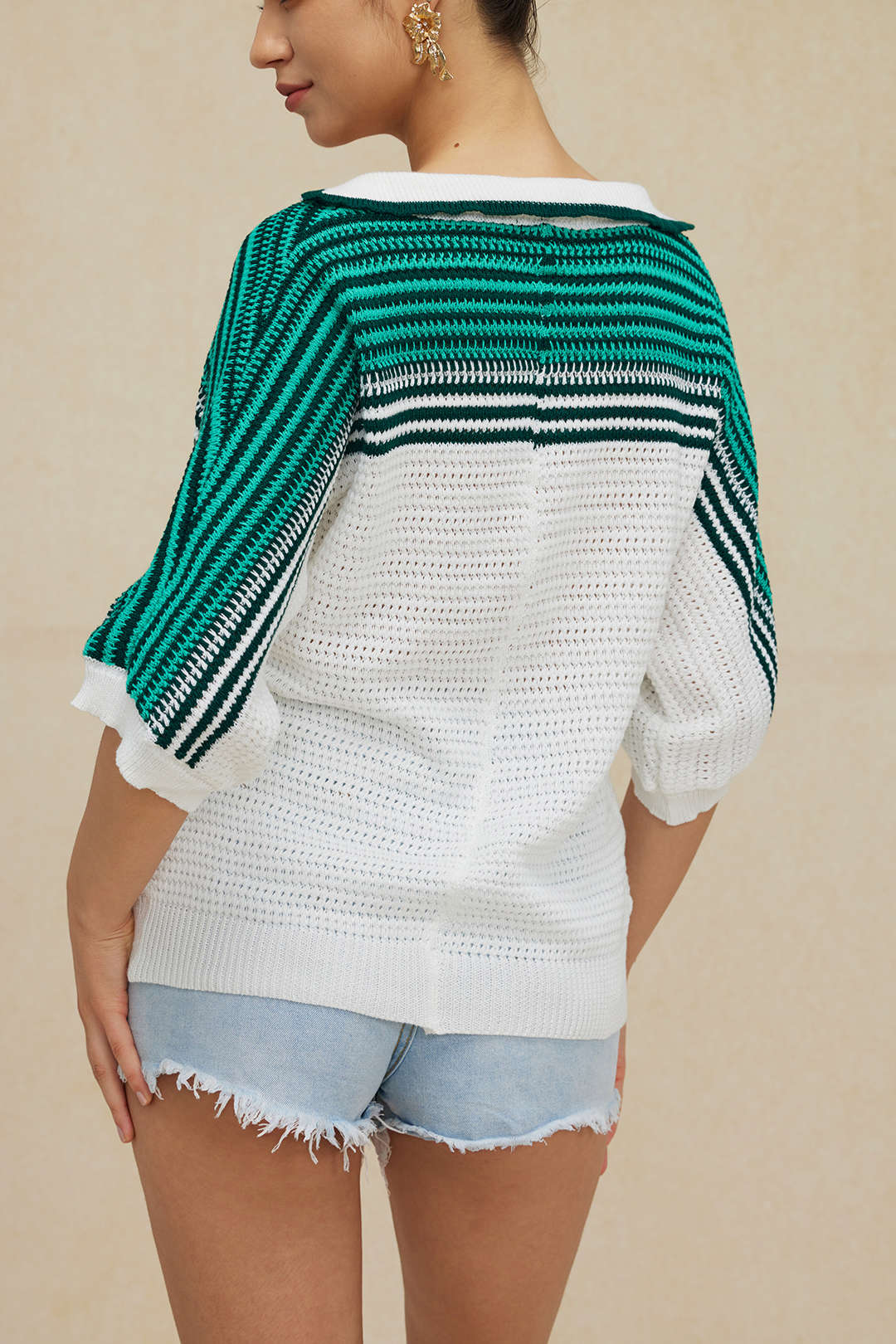 Contrast Crochet Short Sleeve Top