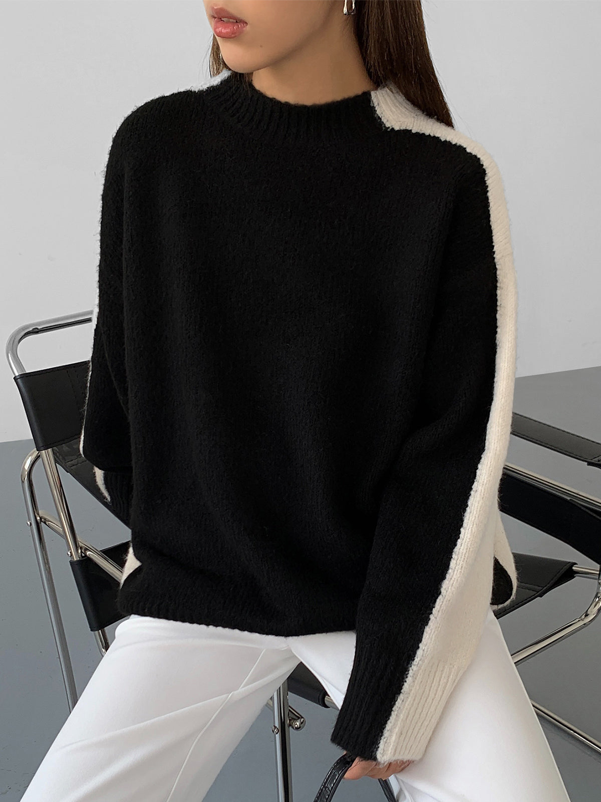 Casual Contrast Color Knit Sweater