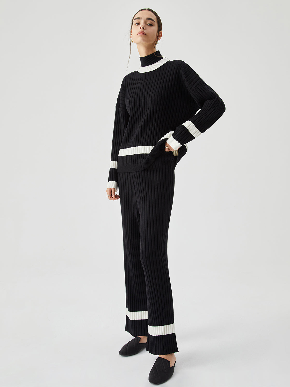 Ribbed Knit Contrast Trim Sweater Pants