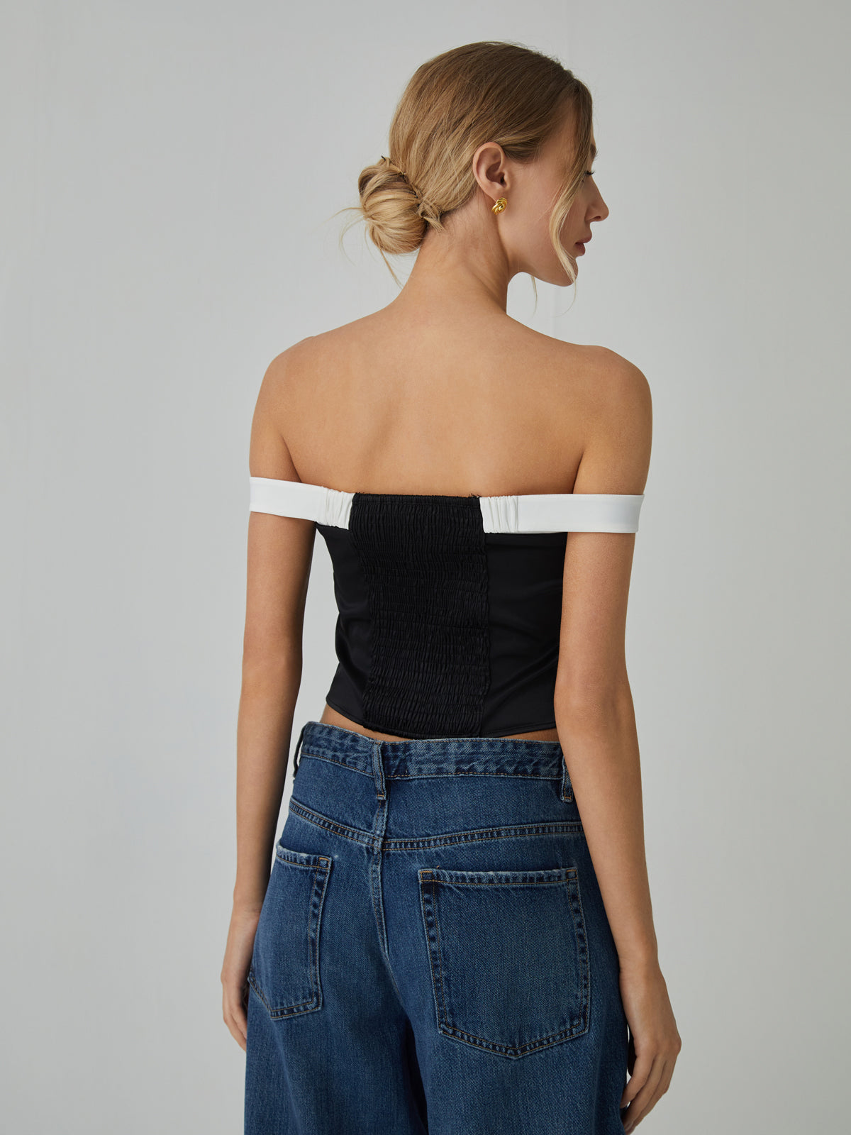 Contrast Trim Off-Shoulder T-Shirt