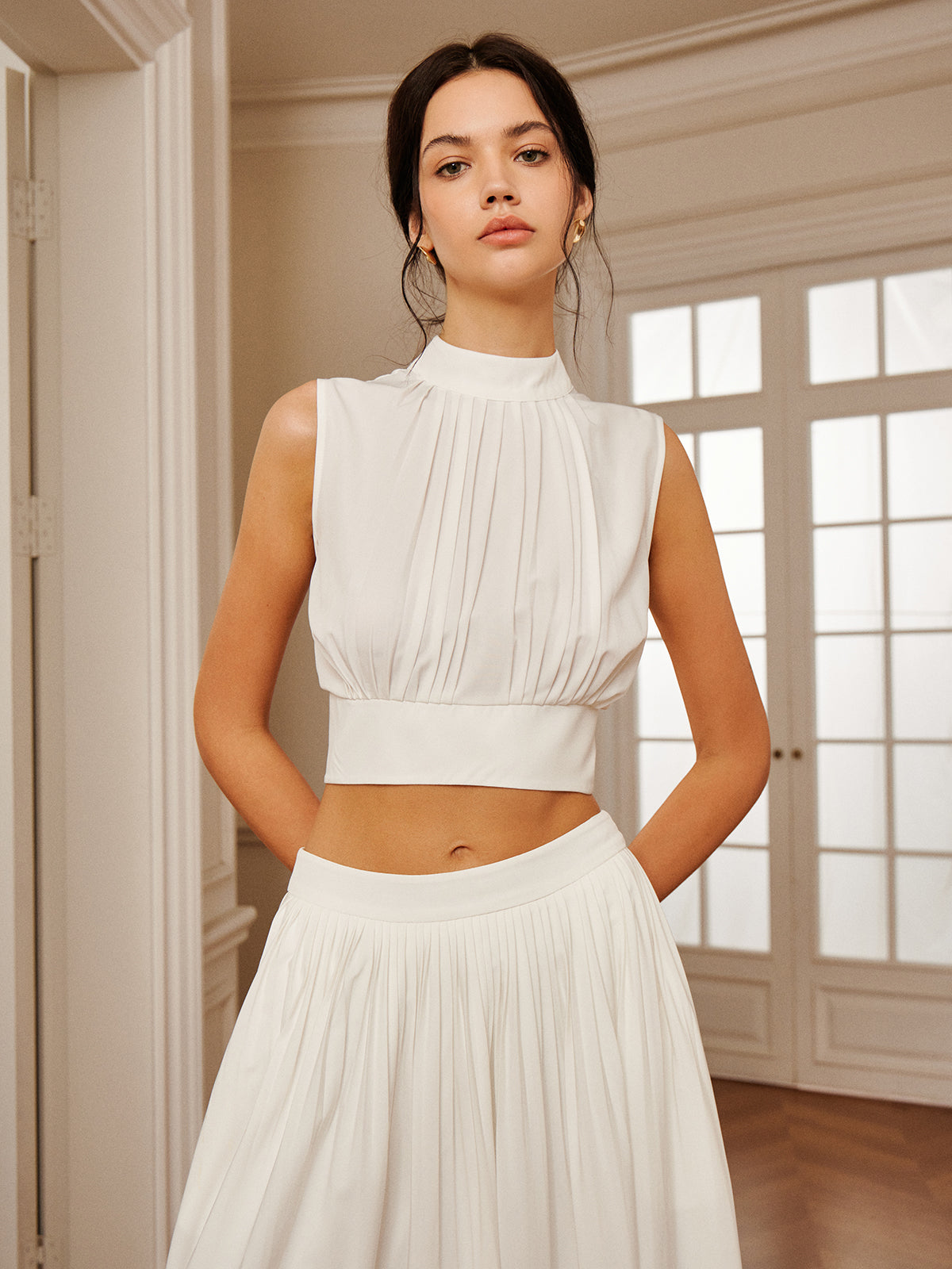 Romantic Sleeveless Pleated Skirt Set