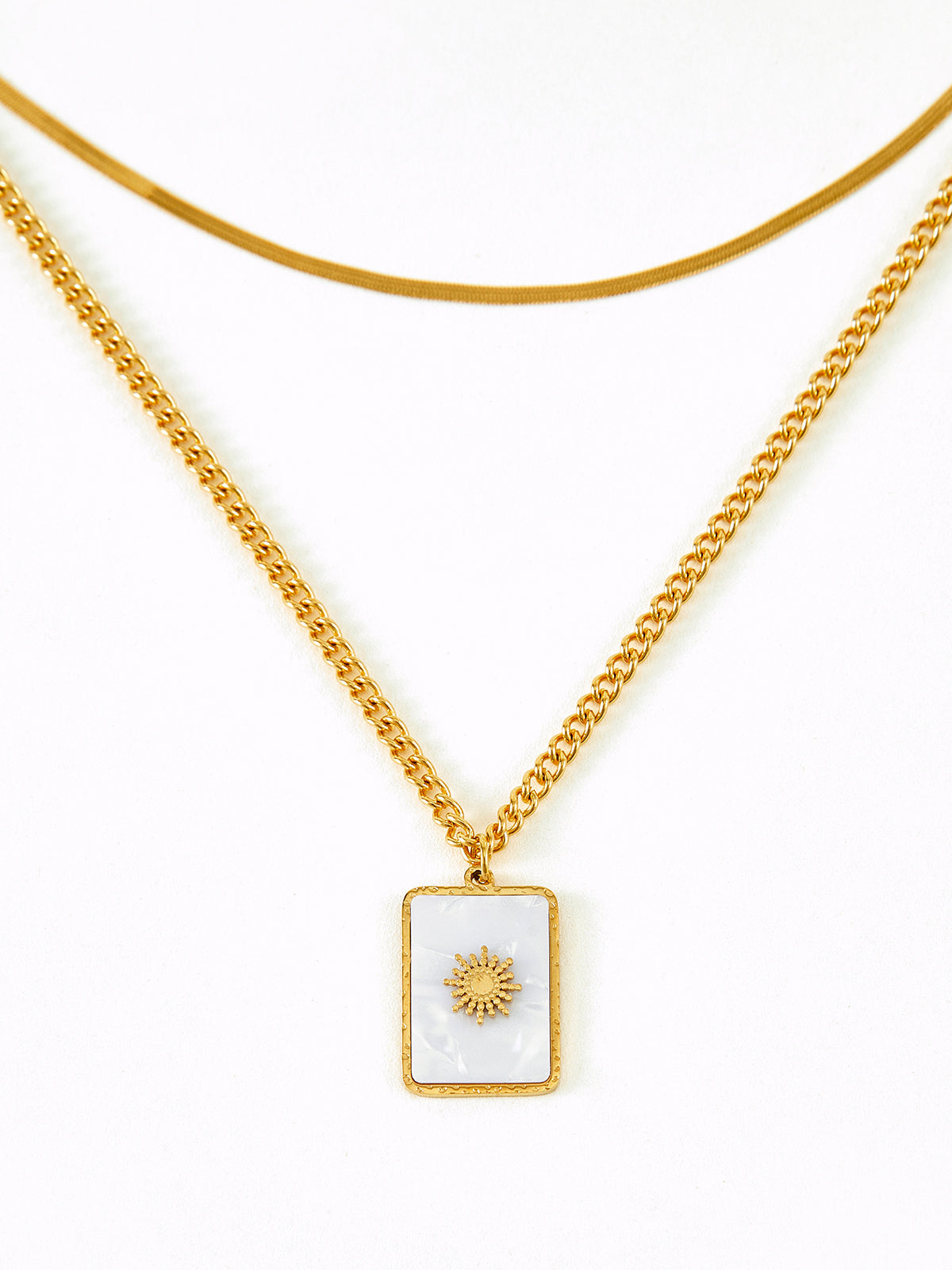 Double-Layer Shell Sun Necklace