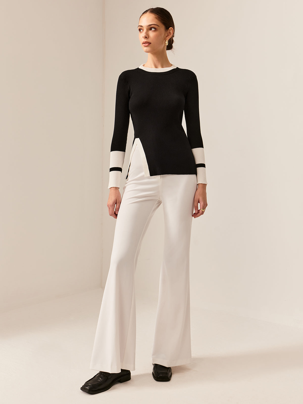 Contrast Trim Slit Stretch Knit Top