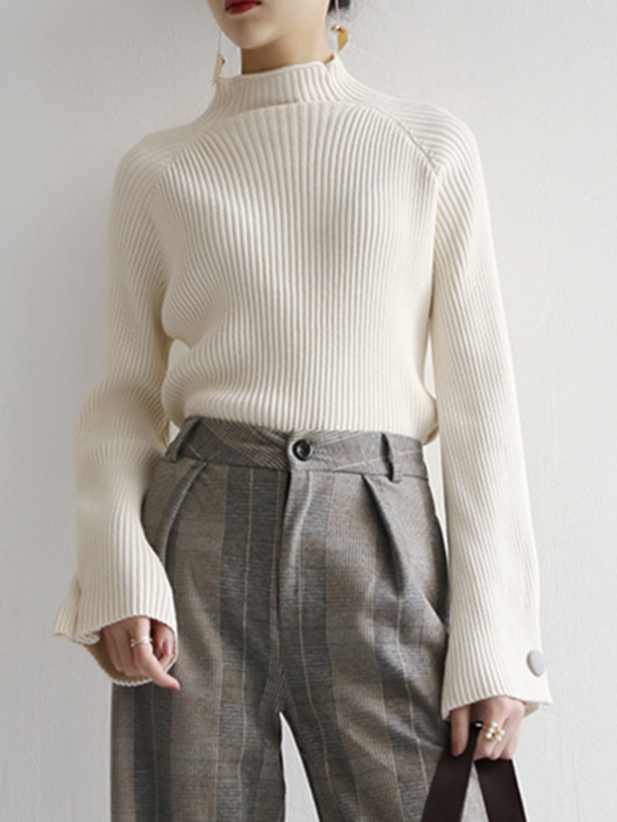 Minimalist Plain Ribbed Sweater