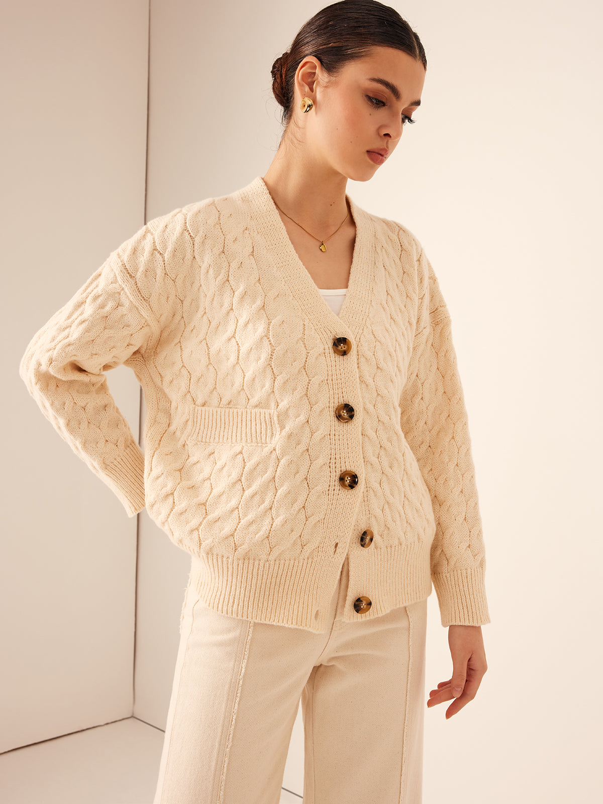 Elegant V-Neck Ribbed Cable Cardigan