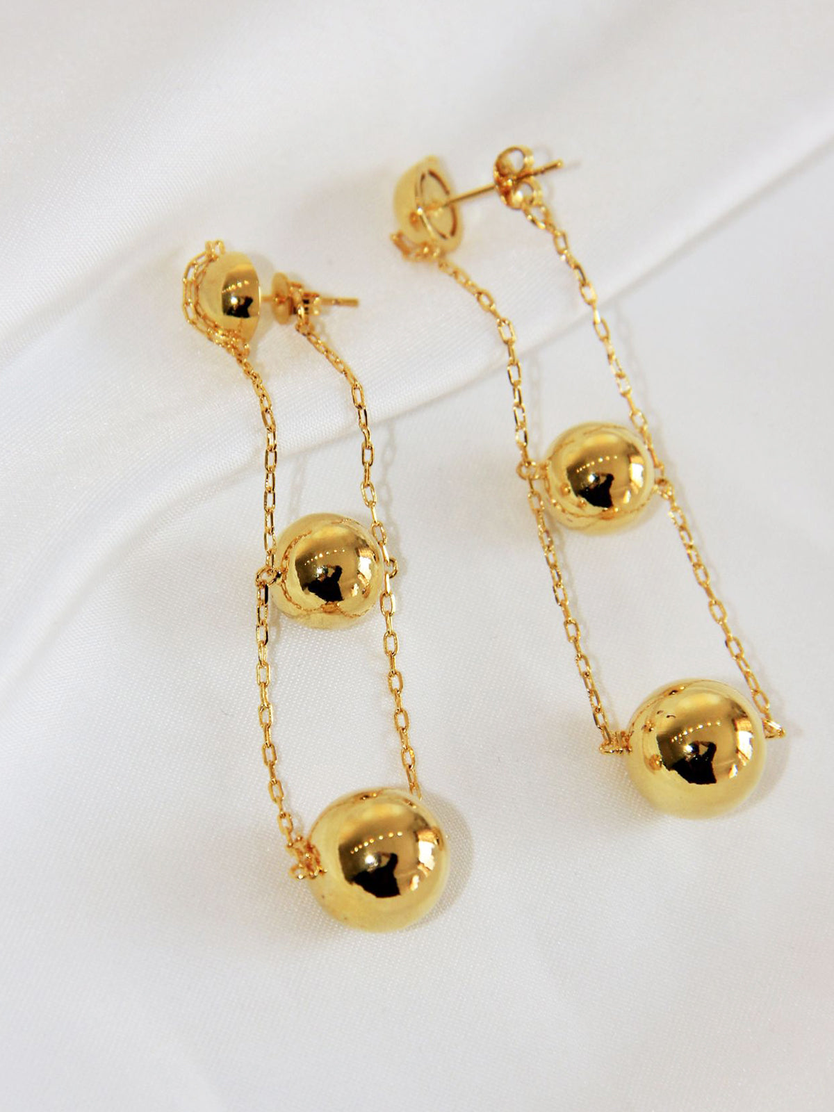 Elegant Triple Ball Pendant Earrings