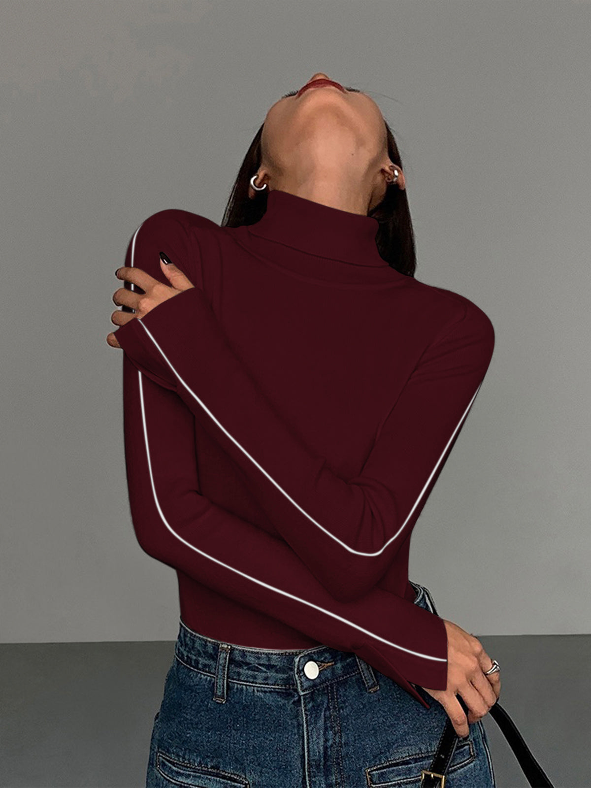 Contrast Piping Turtleneck Sweater