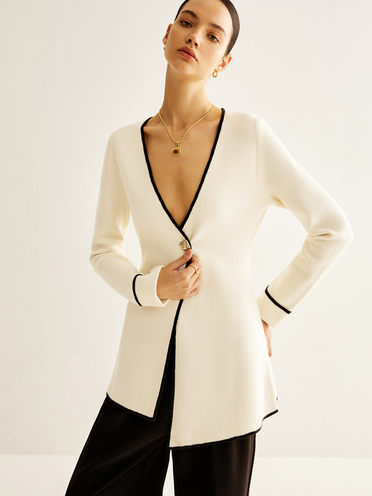 Wool-Blend Contrast Trim Slit Cardigan