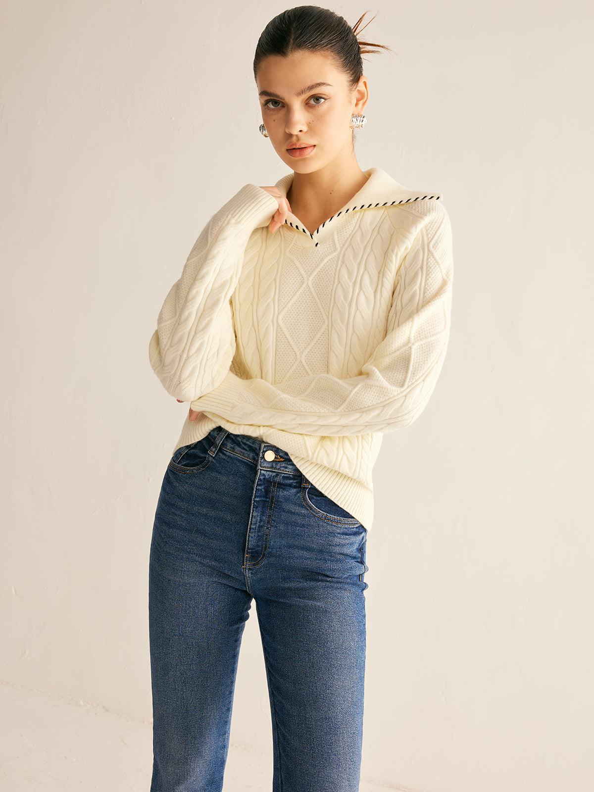 Contrast Trim Twist Sweater