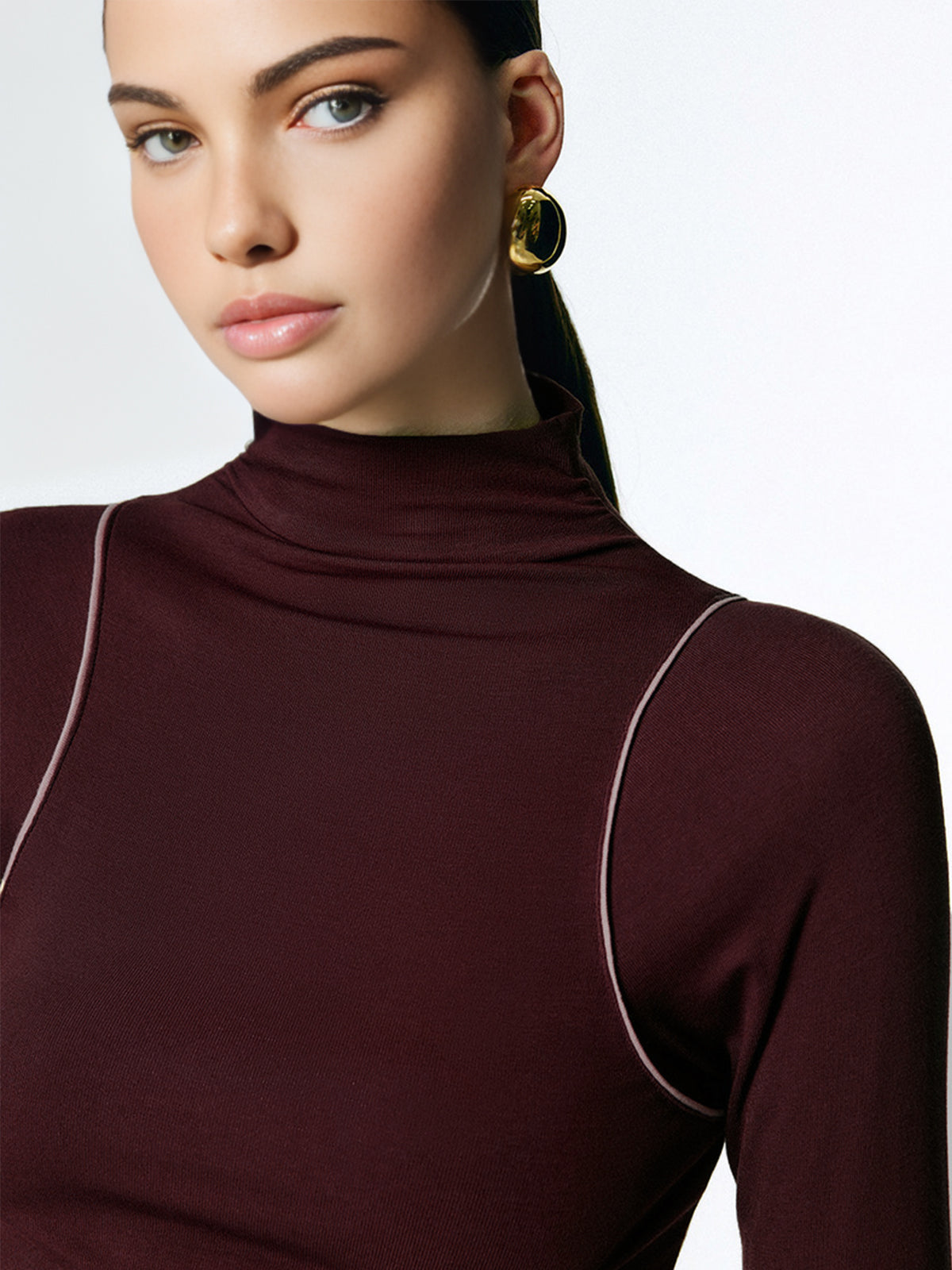 Mock Neck Contrast Binding Jersey Top