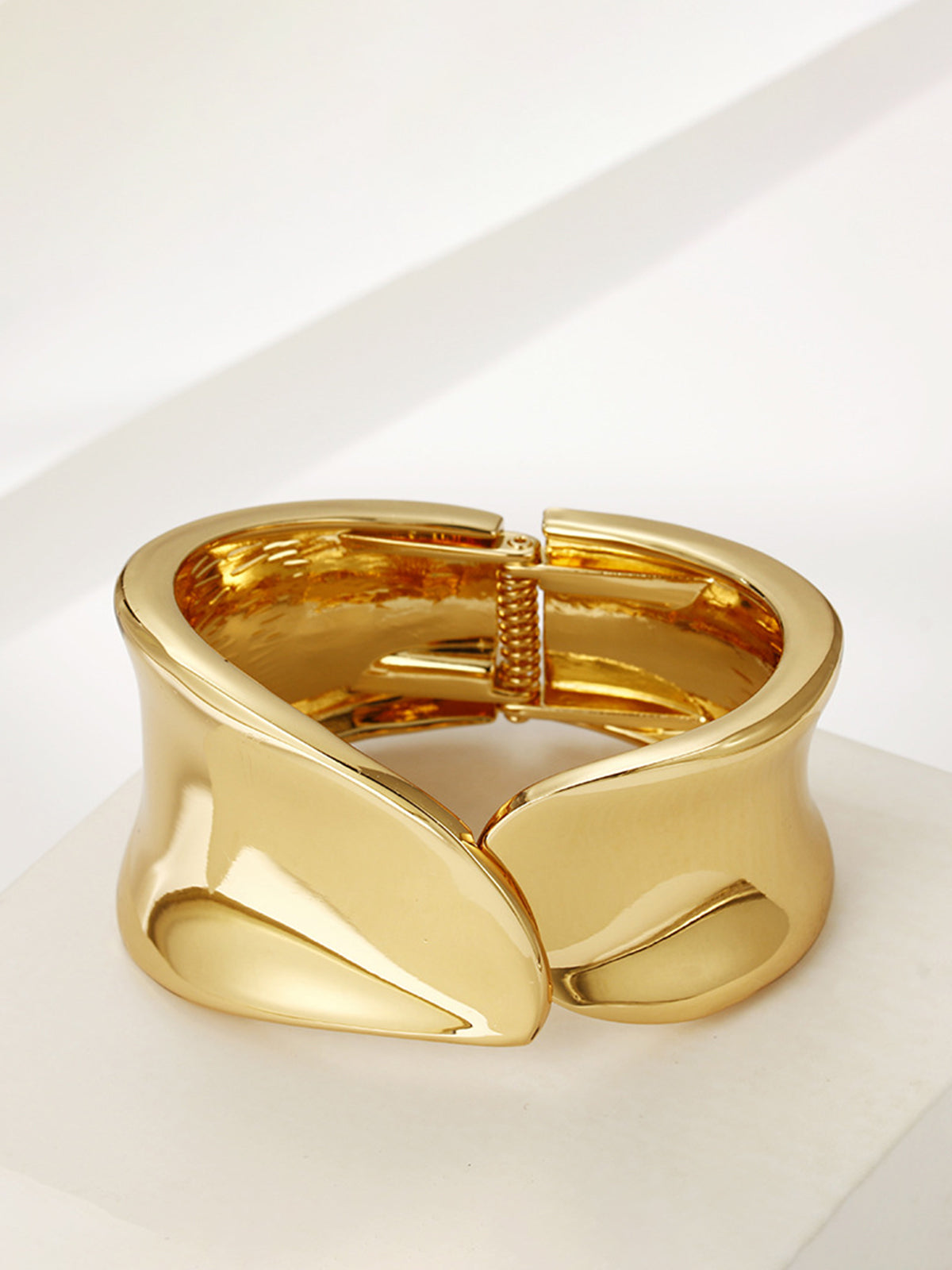 Golden Tunnel Bracelet