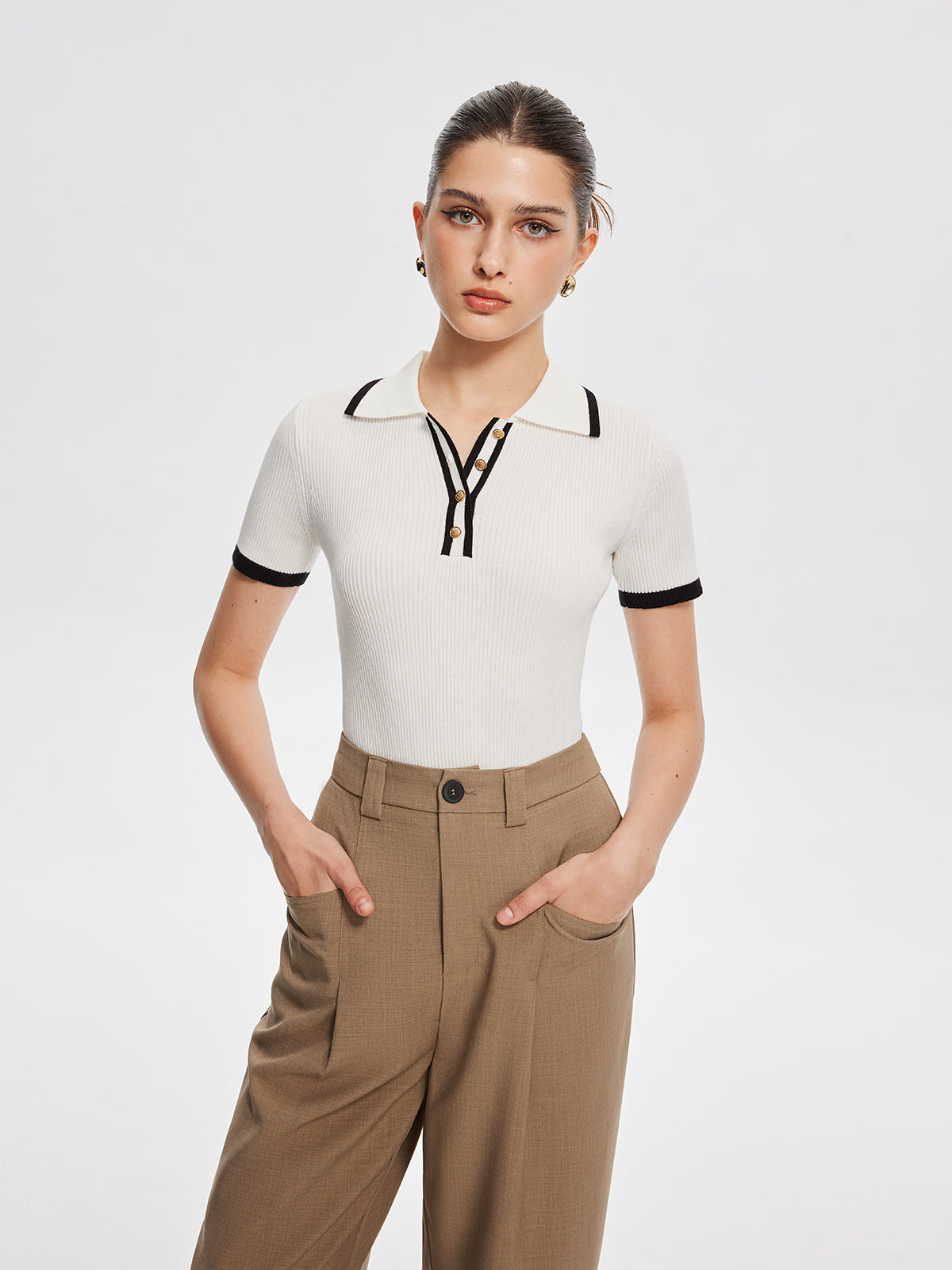 Contrast Trim Metal Button Knit Top