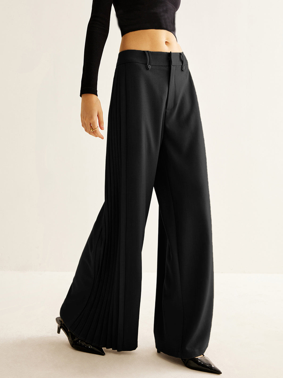 Side Pleated Wide-Leg Pants