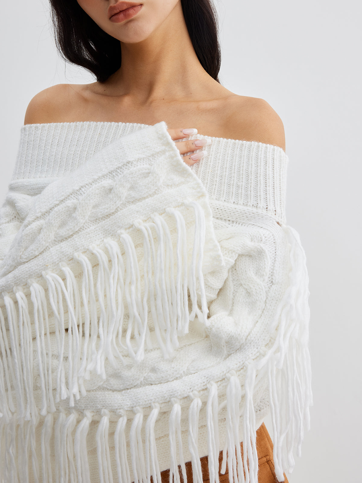 Beheme Off-Shoulder Tassel Sweater