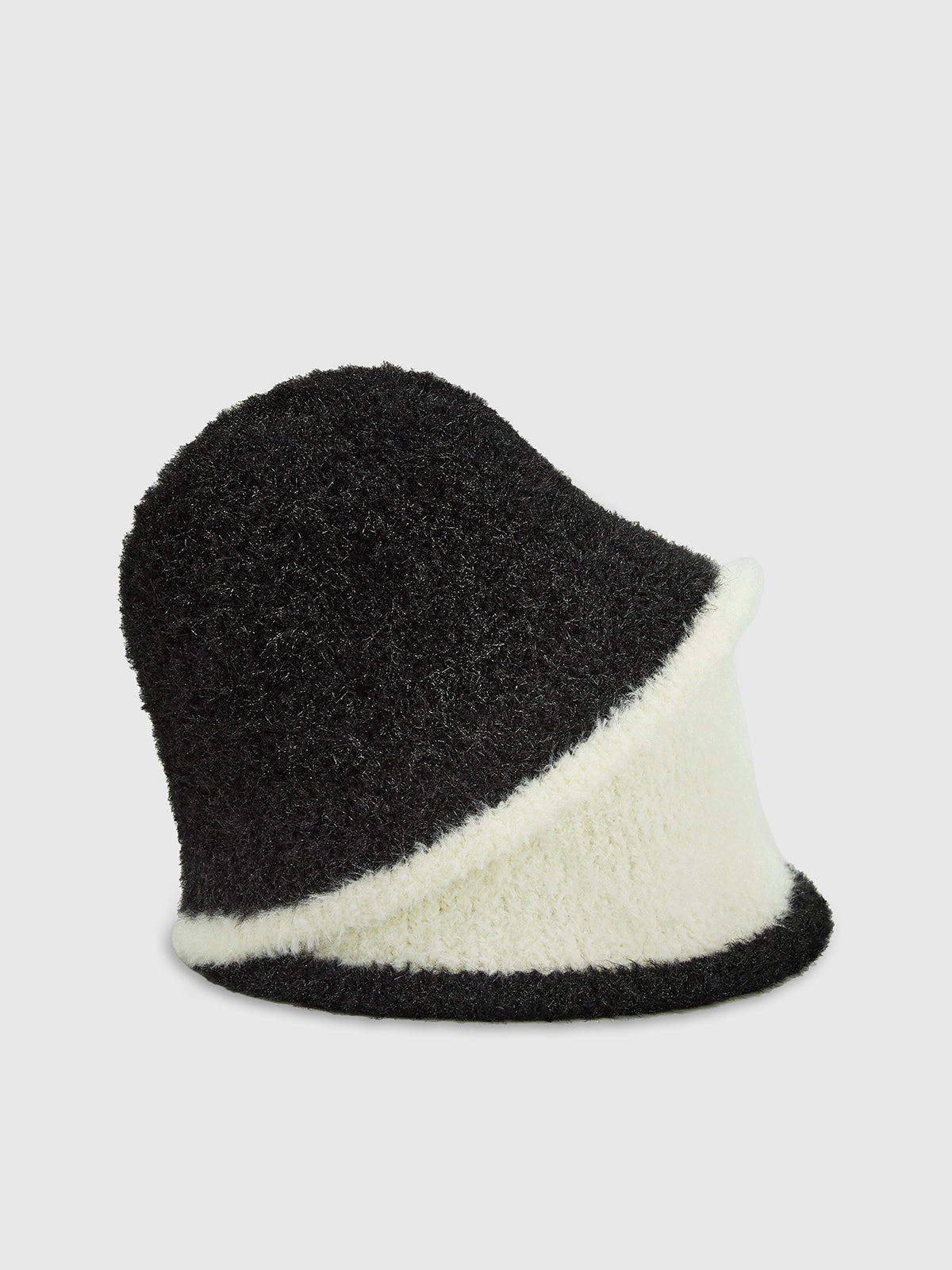 Contrast Trim Plush Bucket Hat