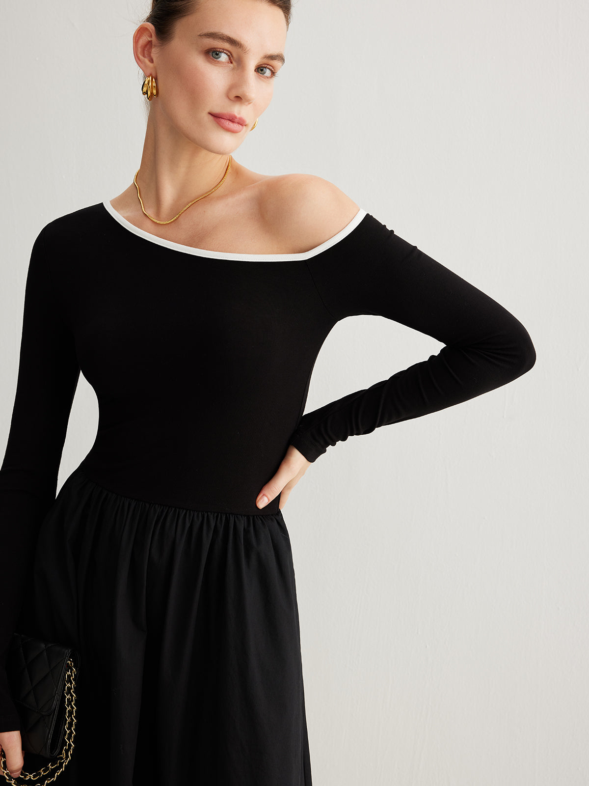 Cold-Shoulder Pockets Panel Dress Without Belt