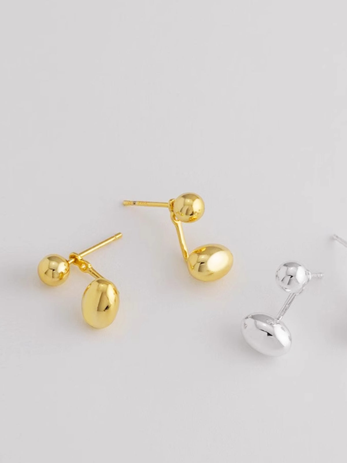 Oval Bean Stud Earrings