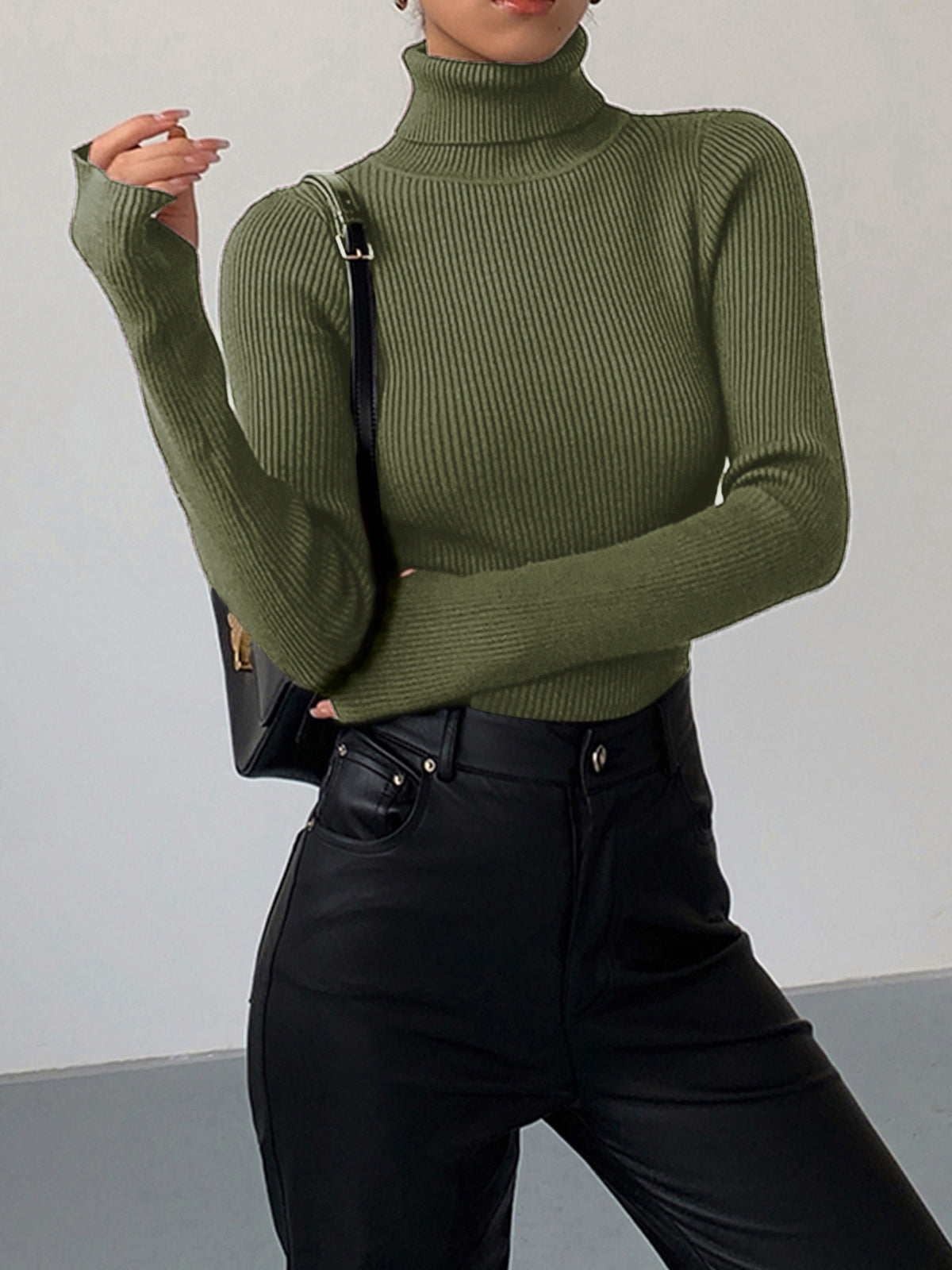 Minimalist Turtleneck Slim Knit Top