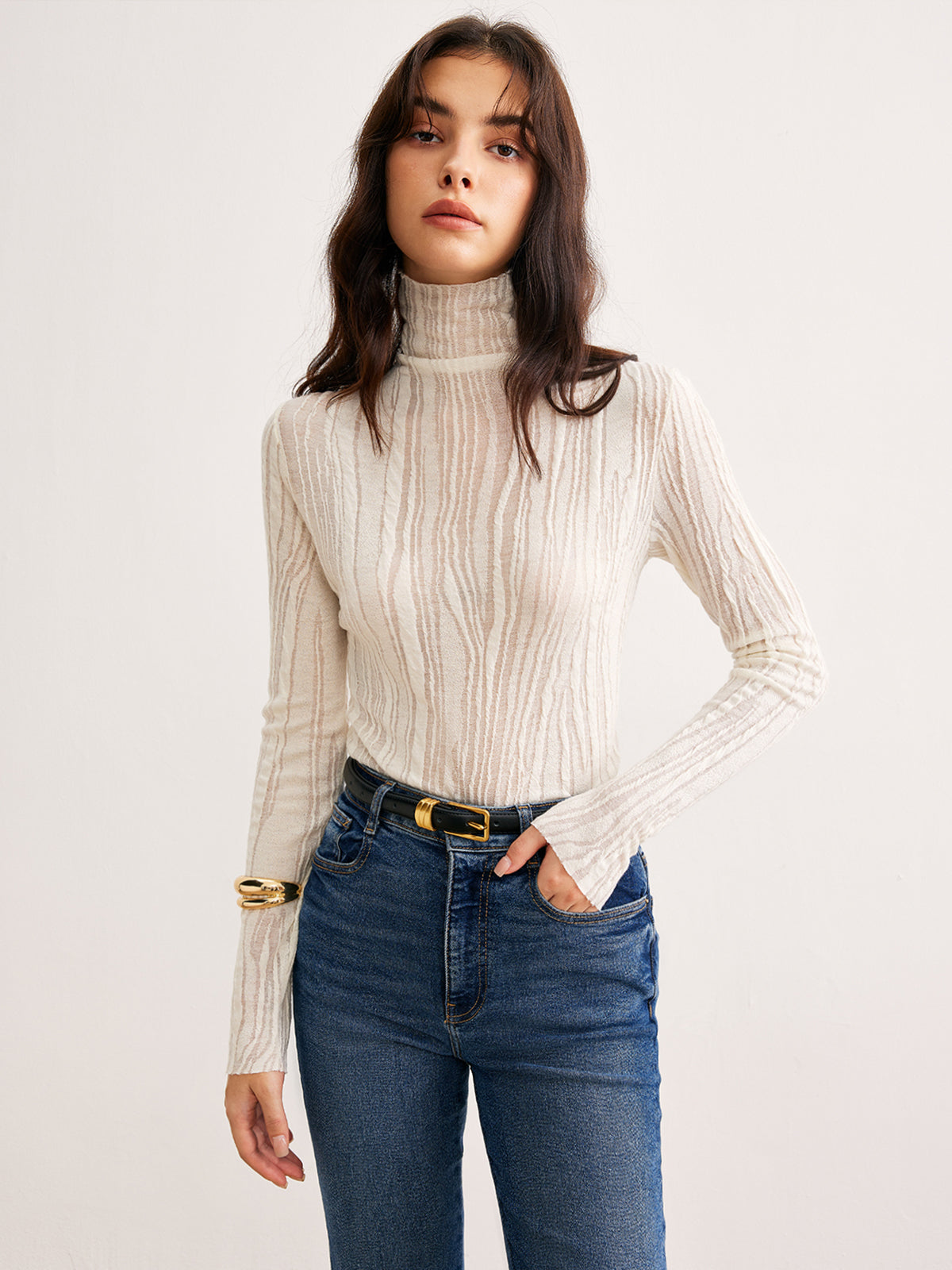 Romance Turtleneck Slim T-Shirt