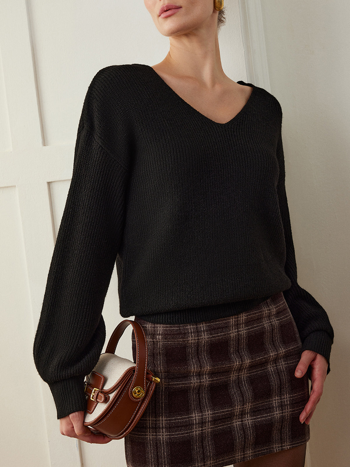 Ribbed V-Neck Bow Sweater