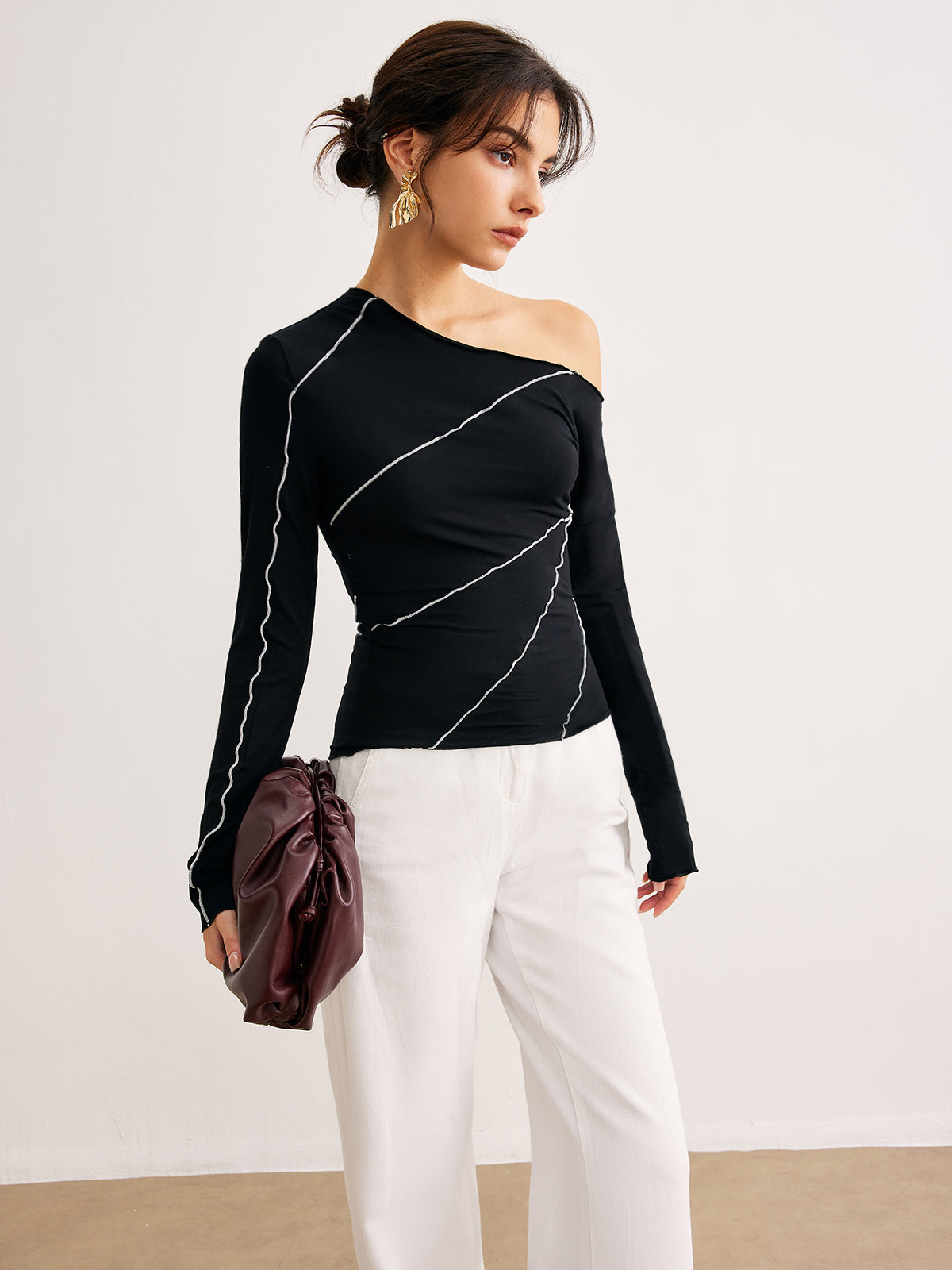 One-Shoulder Contrast Piping Skinny T-Shirt