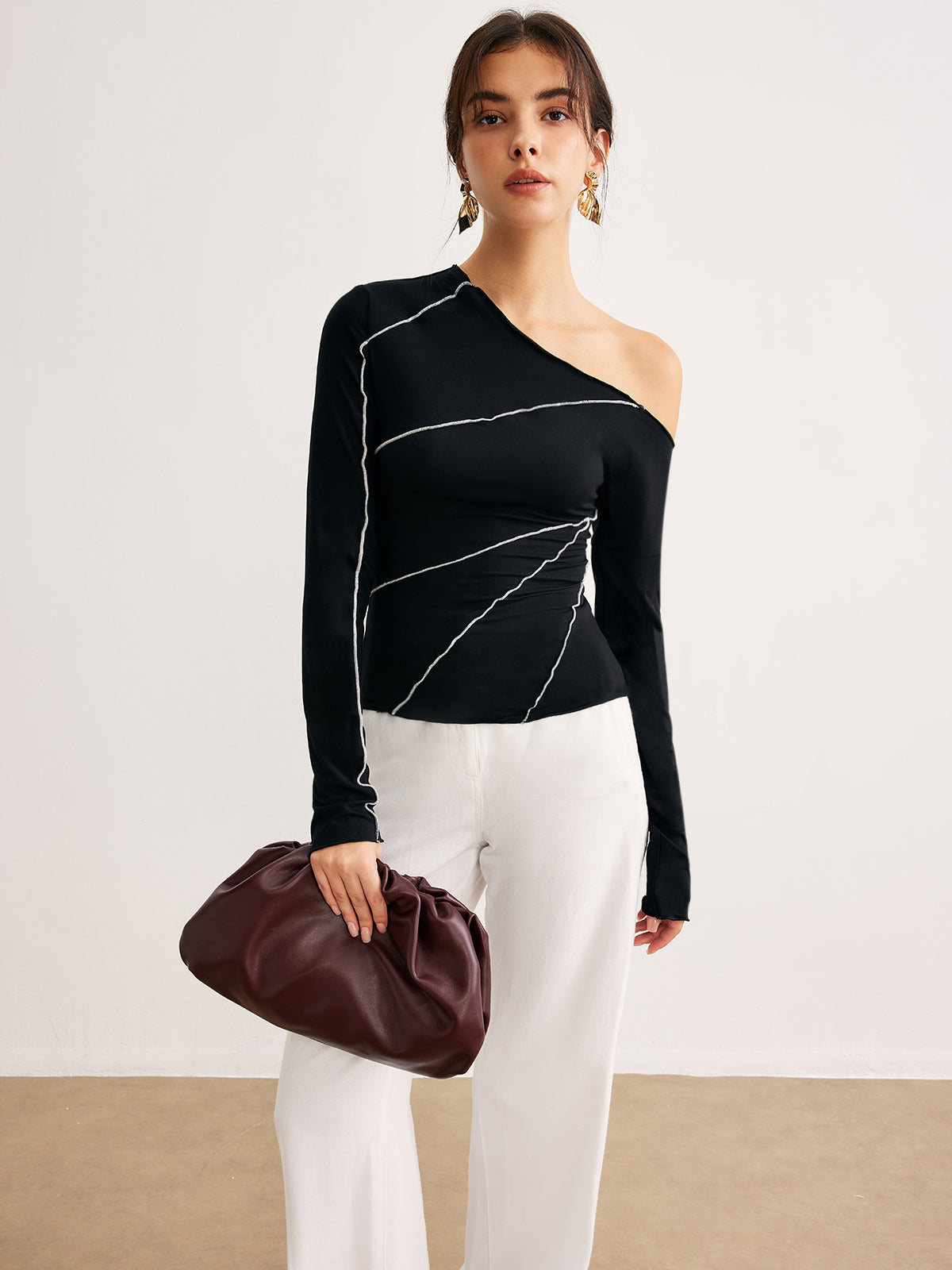 One-Shoulder Contrast Piping Skinny T-Shirt