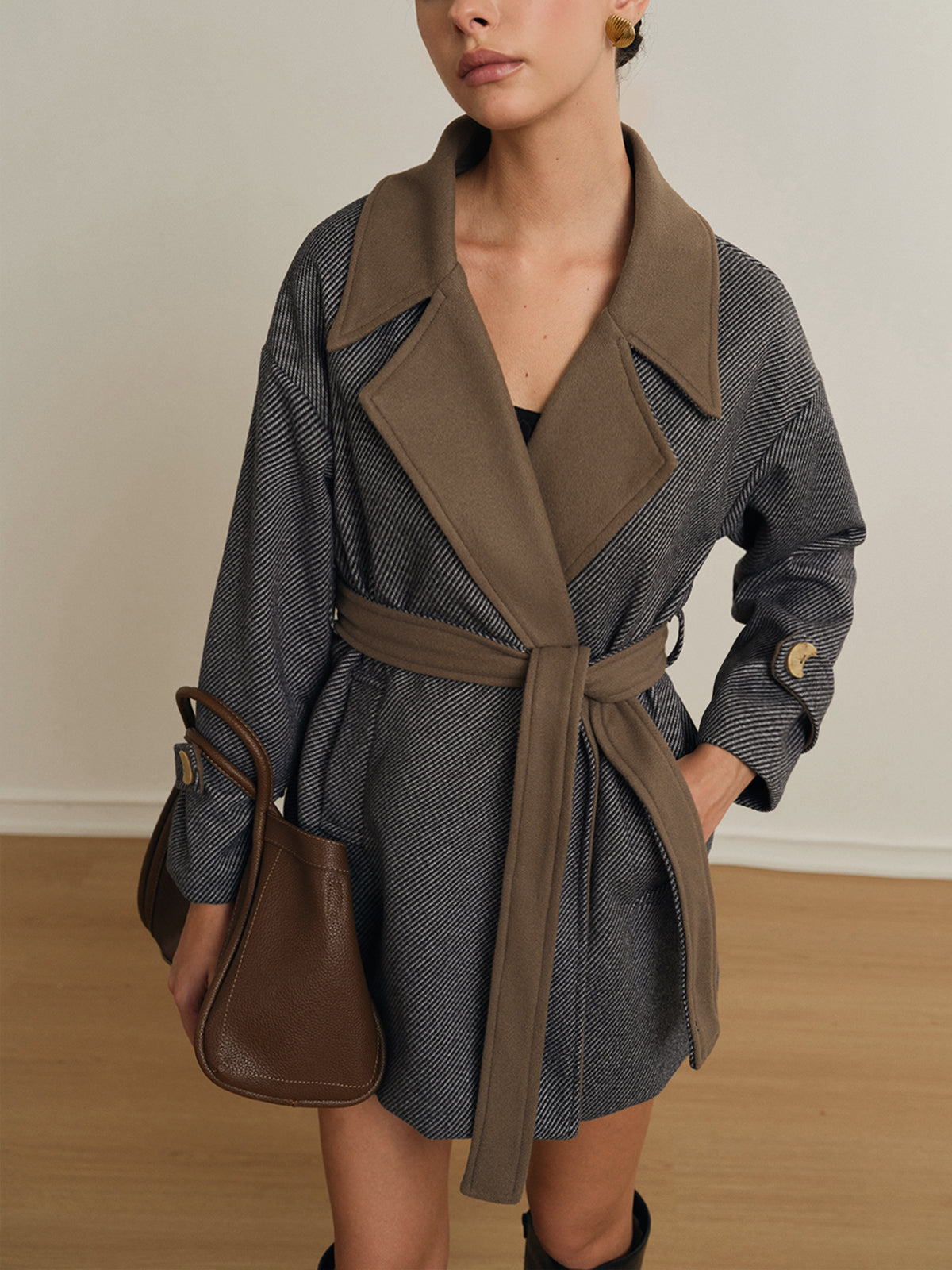 Oversized Contrast Collar Belted Wool Coat