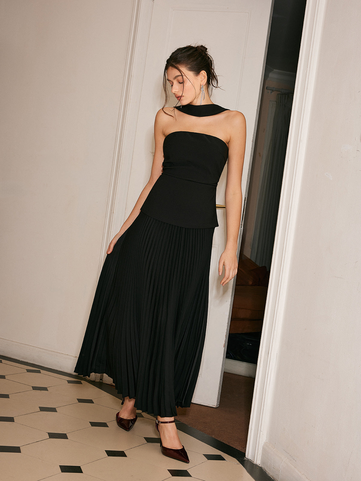 Choker Design Pleated Panel Dress