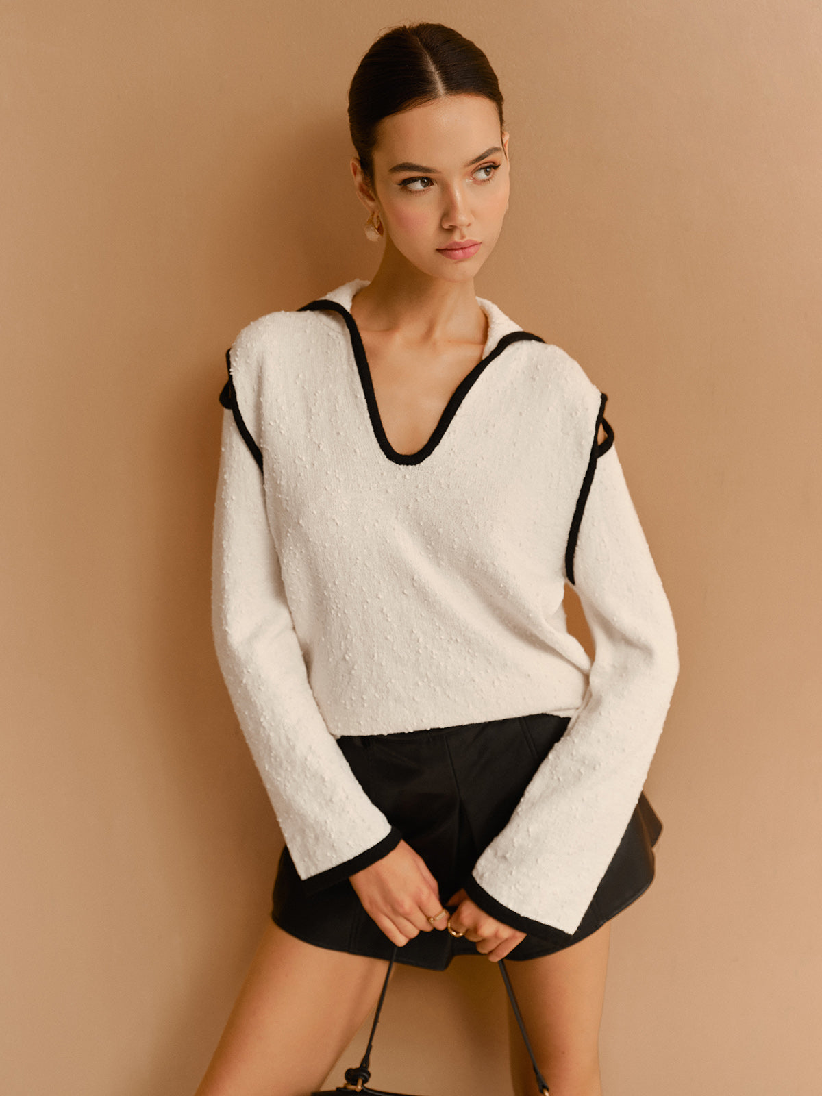 Contrast Trim Cutout Lapel Sweater