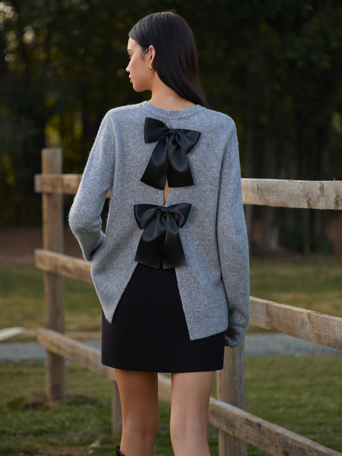 Round Neck Bow-Decor Sweater