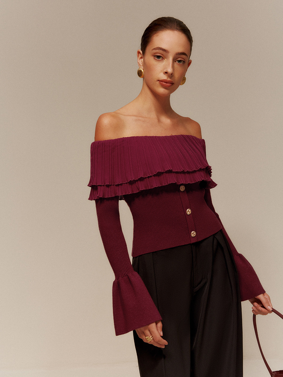 Off-Shoulder Pleated Ruffle Slim Sweater