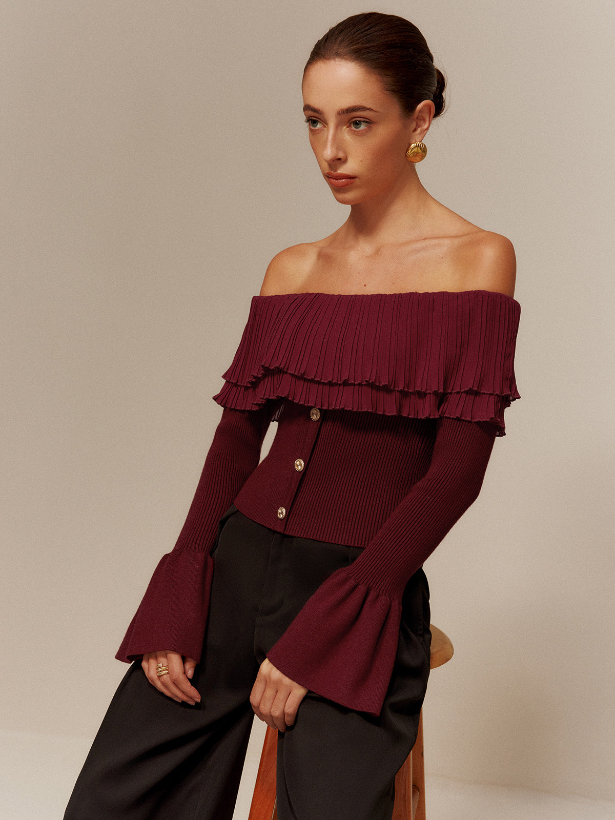 Off-Shoulder Pleated Ruffle Slim Sweater