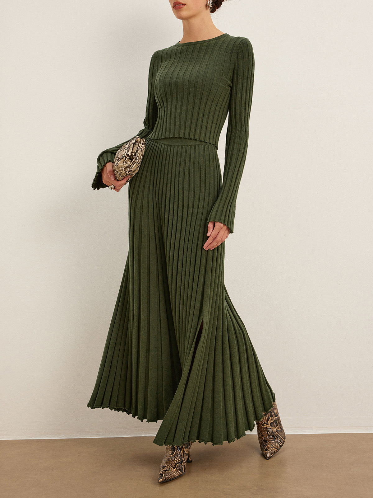 Lettuce Trim Pleated Sweater Skirt