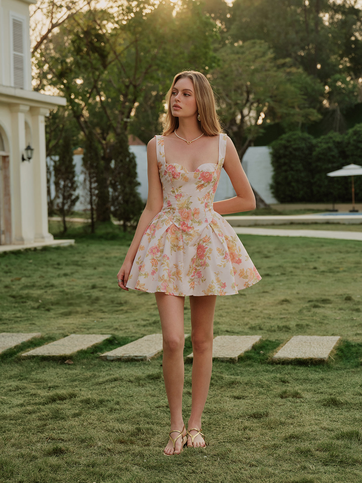 Floral Print Sweetheart Sleeveless Dress