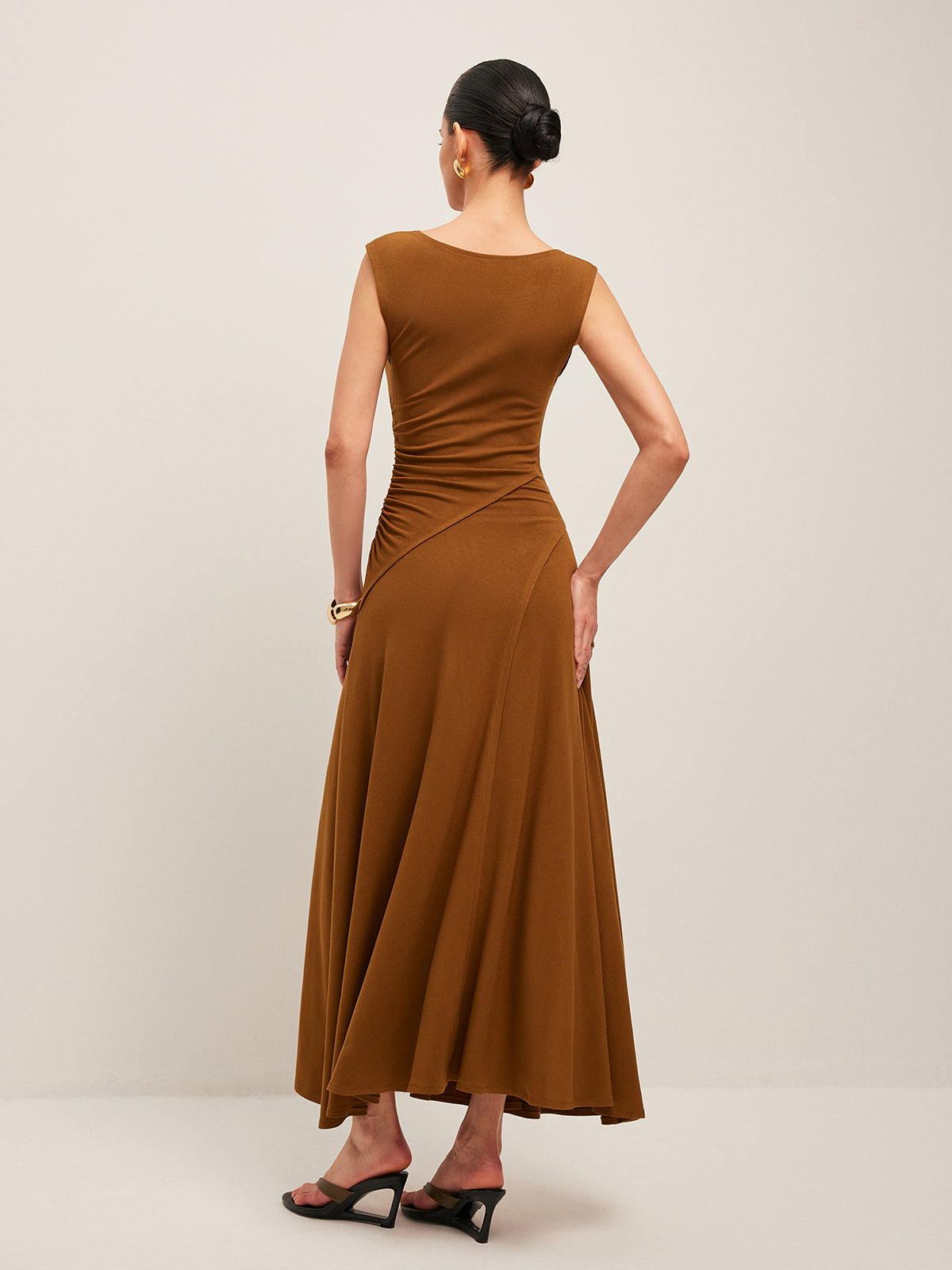 Asymmetrical Design Sleeveless Pleated Dress