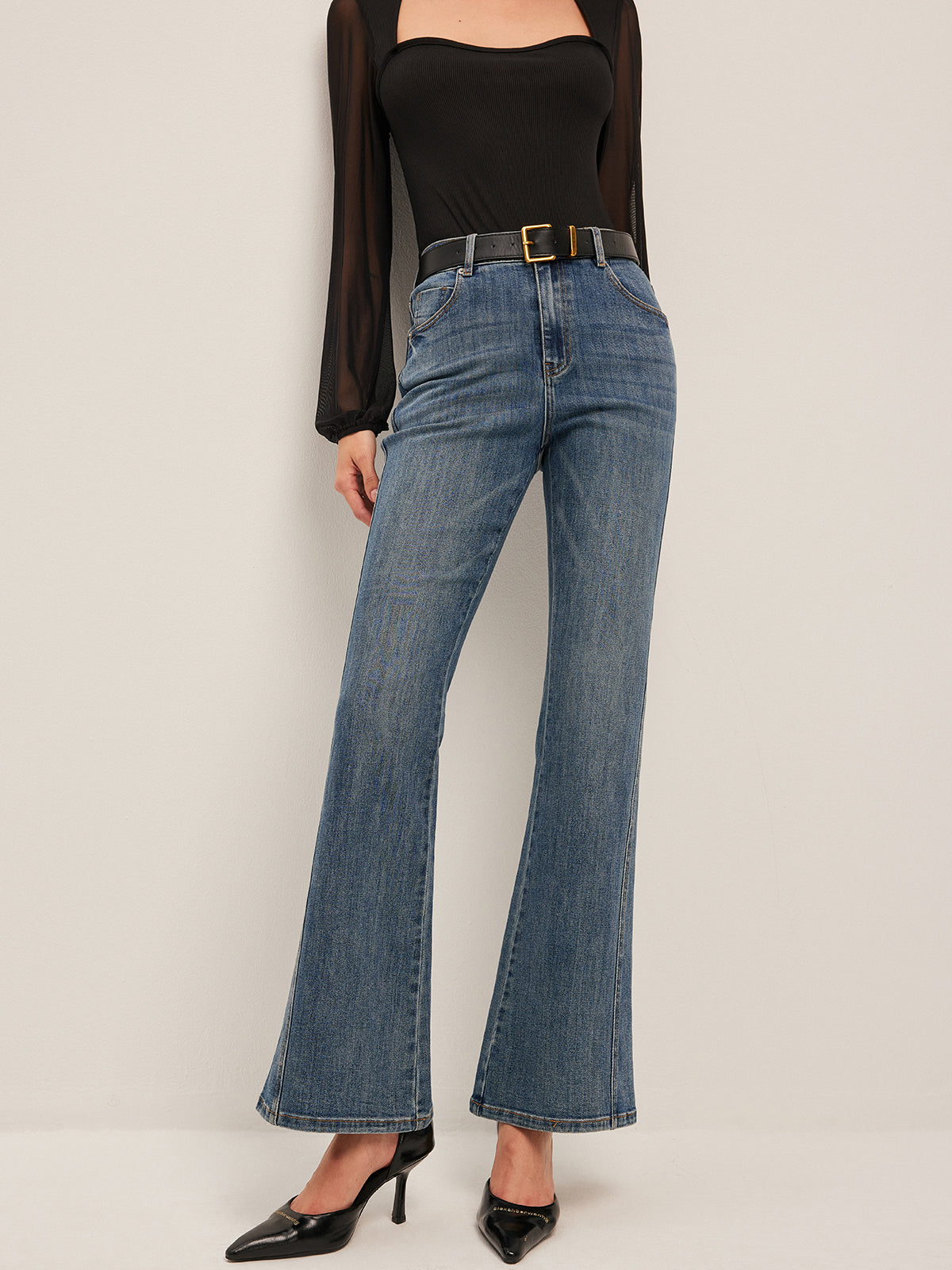 Flared Mid-Waisted Jeans