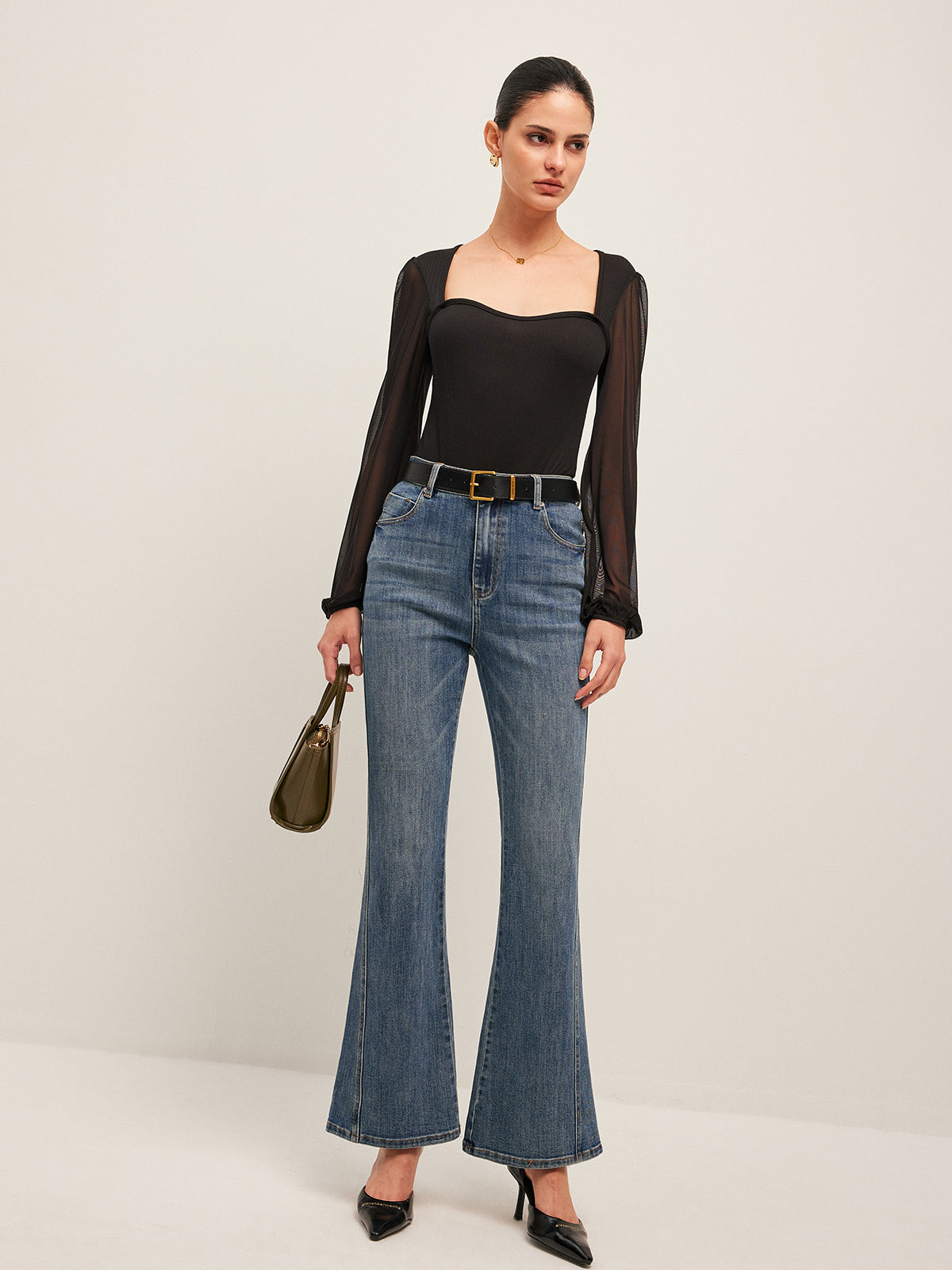 Flared Mid-Waisted Jeans