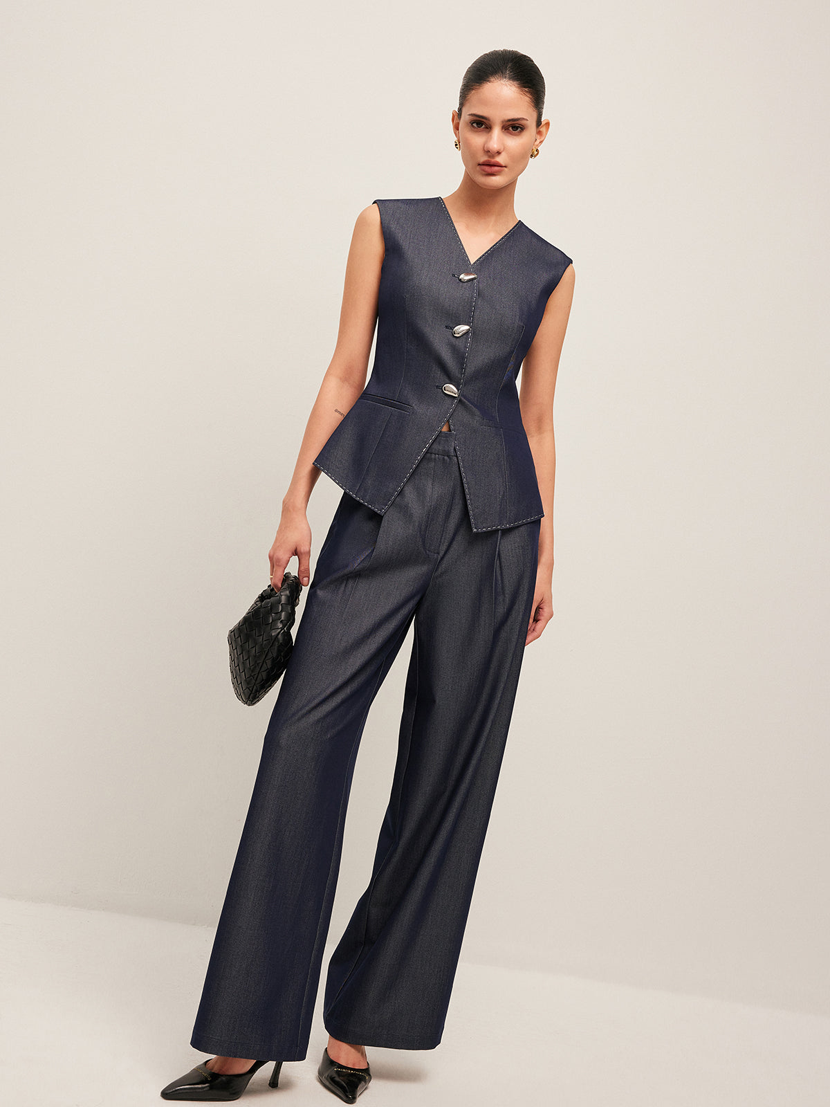 High-Waisted Pleated Wide-Leg Pants