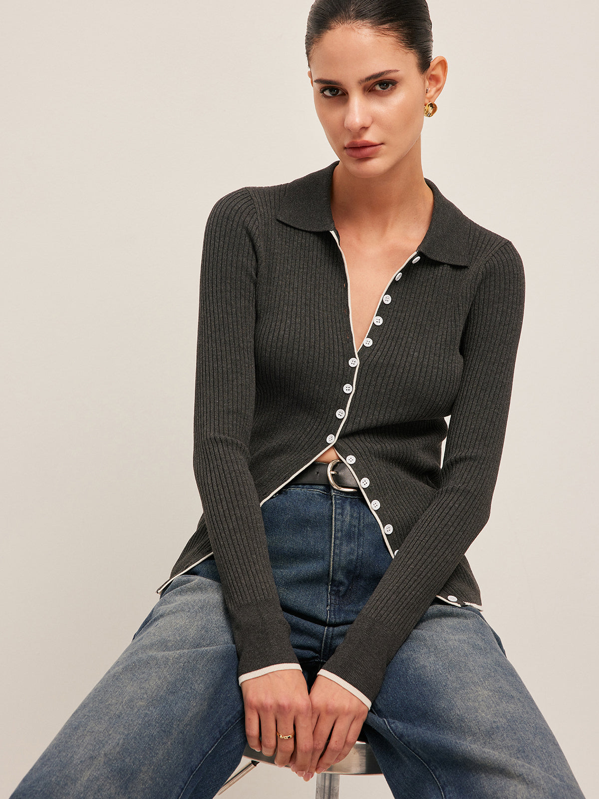 Ribbed Button-Front Cropped Cardigan