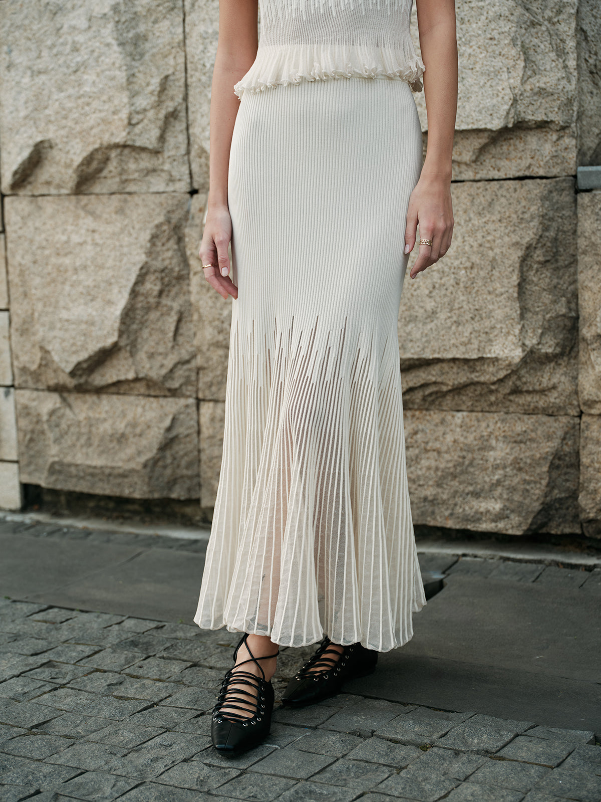 Mesh Panel Pleated Skirt