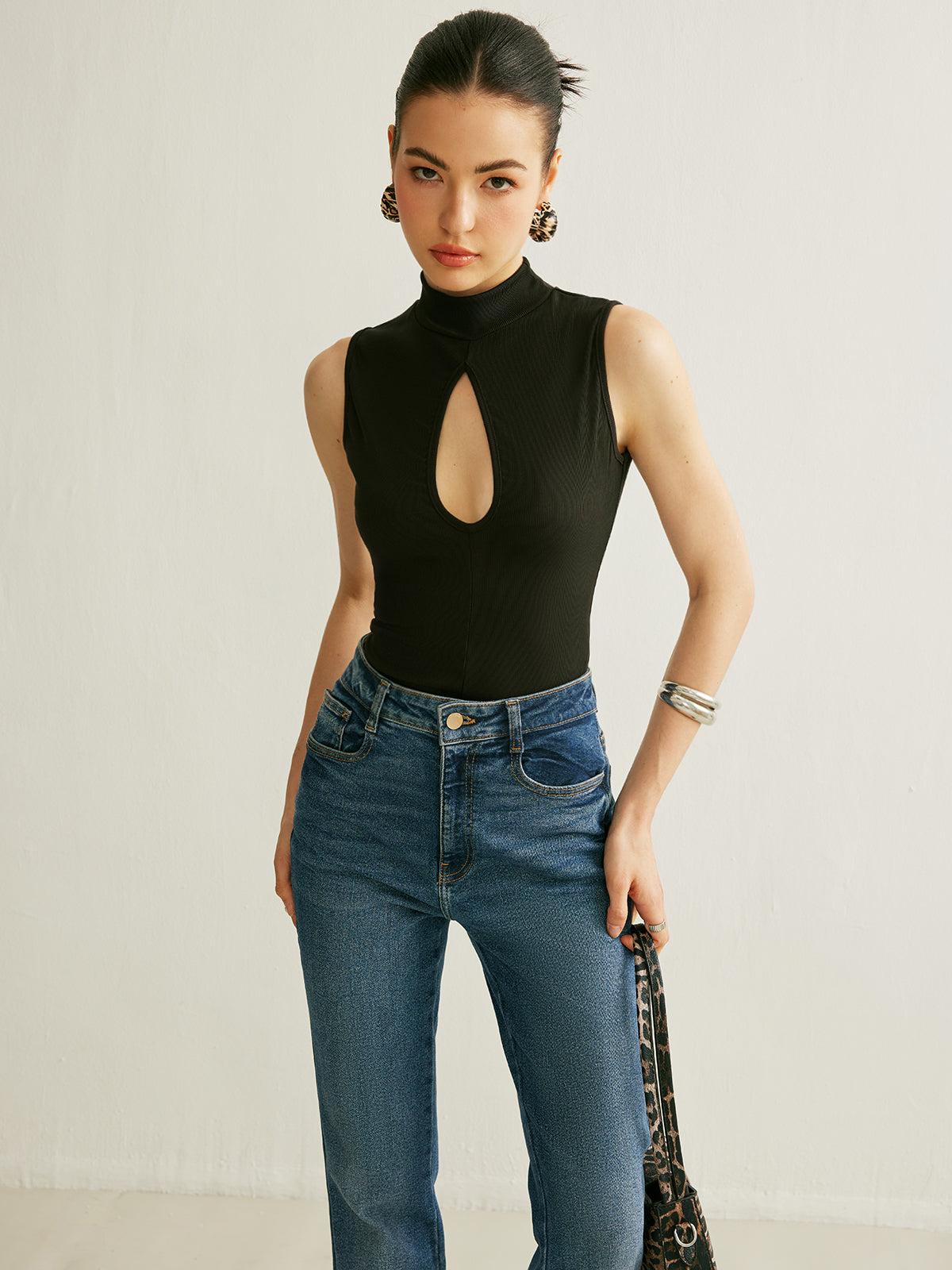 Keyhole Mock Neck Top