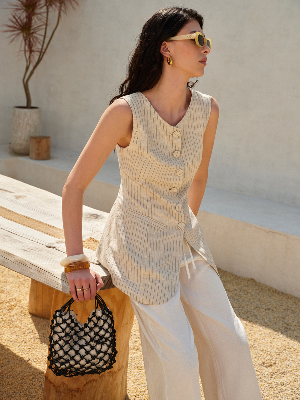 Cotton & Linen Button-Front Sleeveless Vest