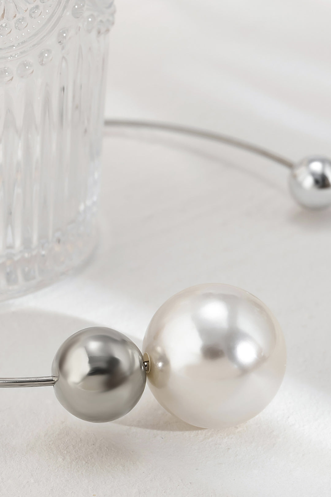 Metal Pearl Necklaces