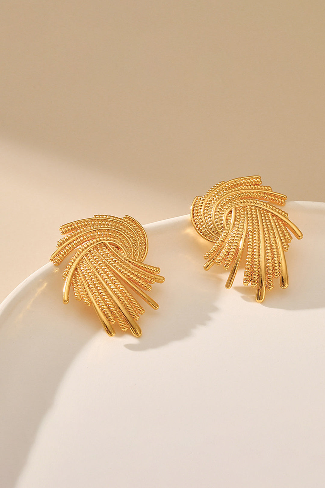 Metal Geometric Irregular Swirl Earrings