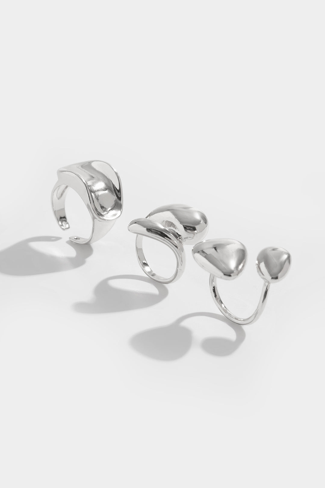 Metal Irregular Rings